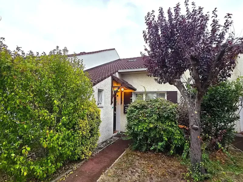 Photo Maison à Stains au prix de 249 000€