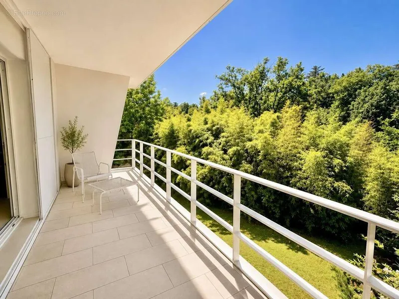 Photo Maison à Saint-Jean-De-Luz au prix de 1 680 000€