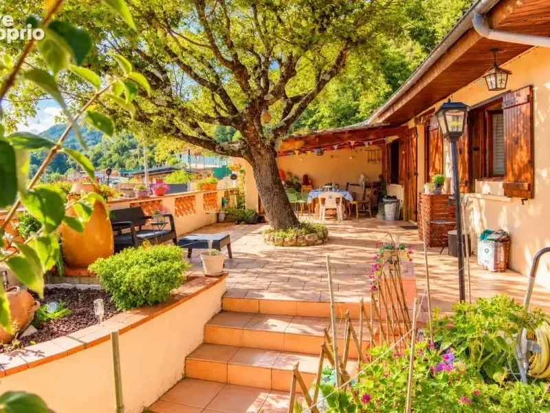 Photo Maison à Roquesteron au prix de 279 000€
