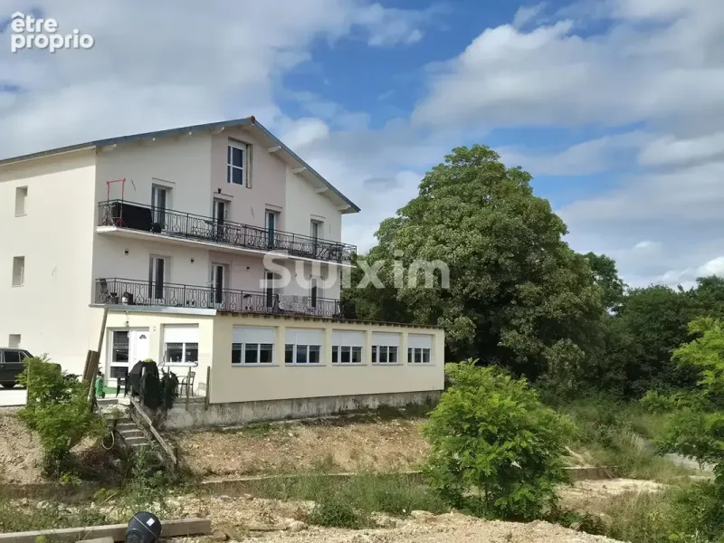 Photo Commerce à Lavans-Les-Dole au prix de 470 000€