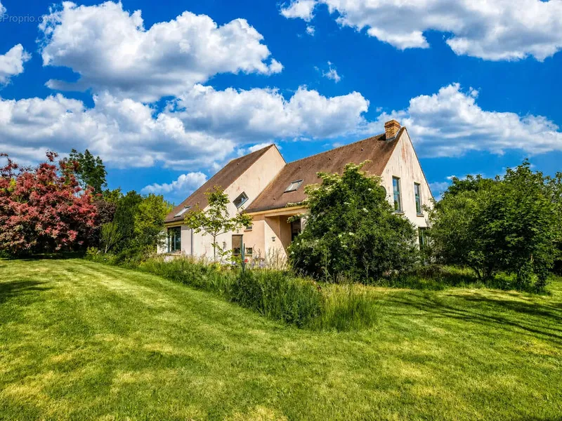Photo Maison à La Ferte-Sous-Jouarre au prix de 475 000€