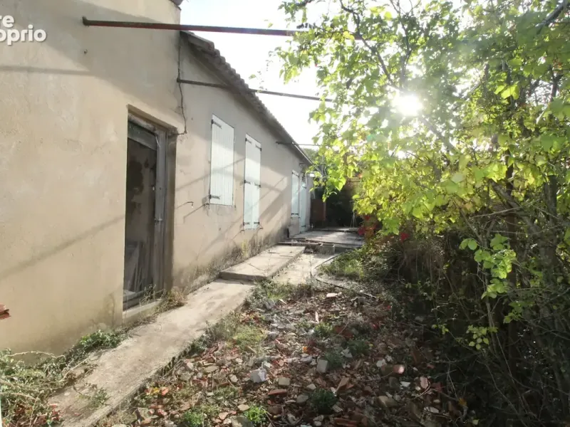 Photo Maison à Saint-Martin-De-Castillon au prix de 244 000€