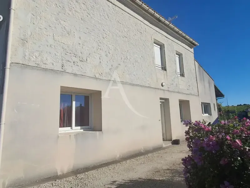 Photo Maison à Lorignac au prix de 142 000€