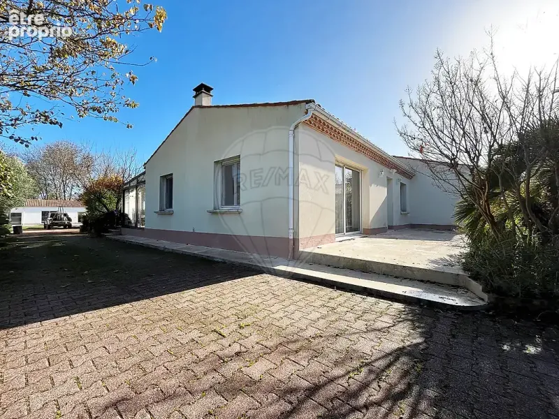 Photo Maison à Saint-Sulpice-De-Royan au prix de 544 000€
