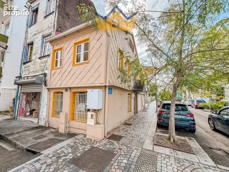 Photo Commerce à Fort-De-France au prix de 185 000€