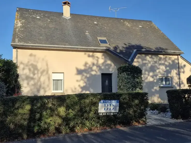 Photo Maison à Soulge-Sur-Ouette au prix de 227 900€