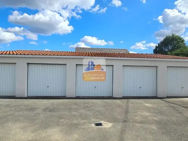 Photo Parking à Reze au prix de 19 900€