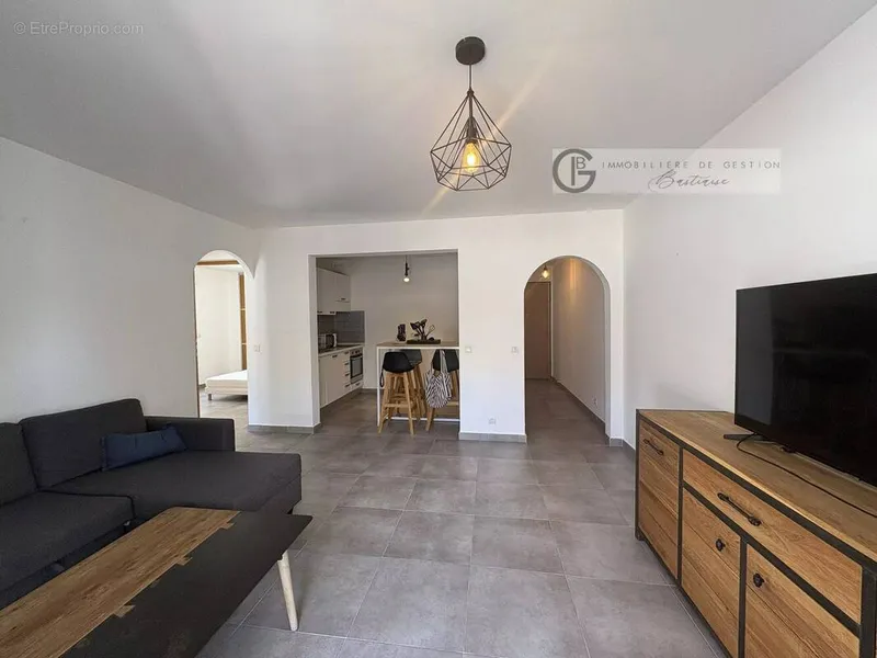 Photo Appartement à San-Martino-Di-Lota au prix de 174 000€