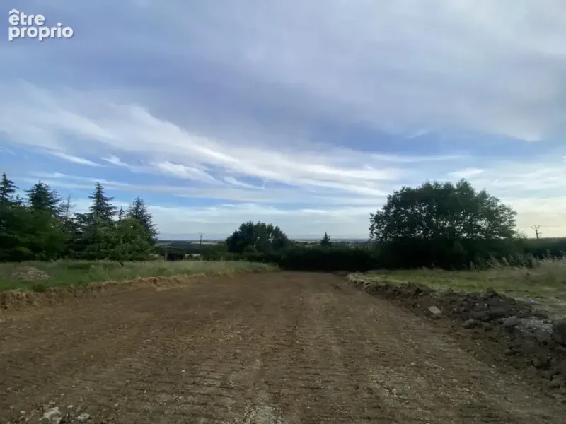 Photo Terrain à Montbrun-Lauragais au prix de 95 000€