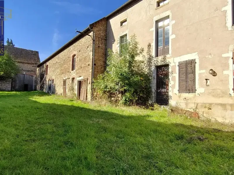 Photo Maison à Vandenesse-En-Auxois au prix de 200 000€