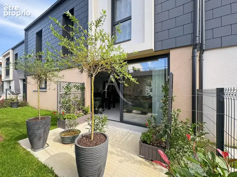 Photo Maison à Le Mesnil-Esnard au prix de 355 000€
