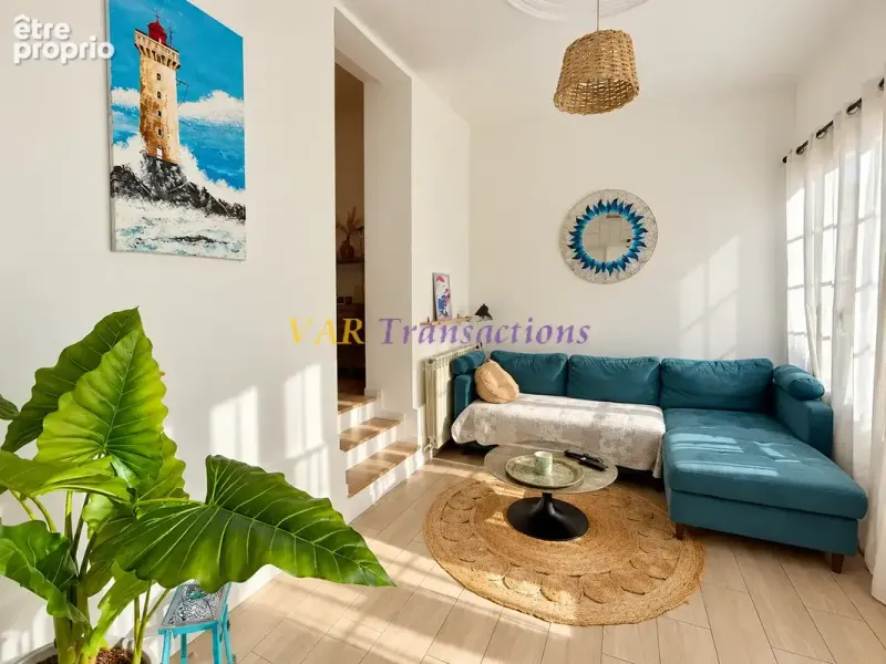 Photo Maison à Saint-Mandrier-Sur-Mer au prix de 590 000€