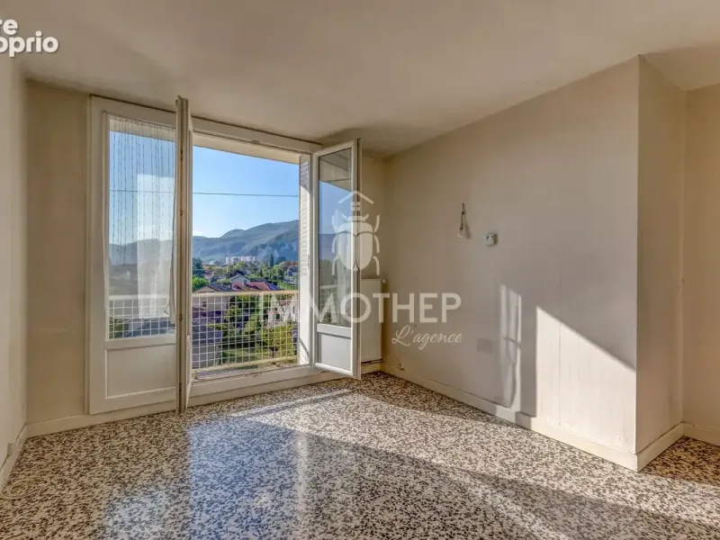 Photo Appartement à Sassenage au prix de 91 000€