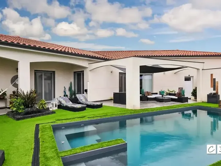 Photo Maison à Lavernose-Lacasse au prix de 542 000€