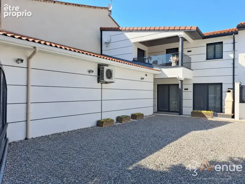 Photo Maison à Sury-Le-Comtal au prix de 259 000€