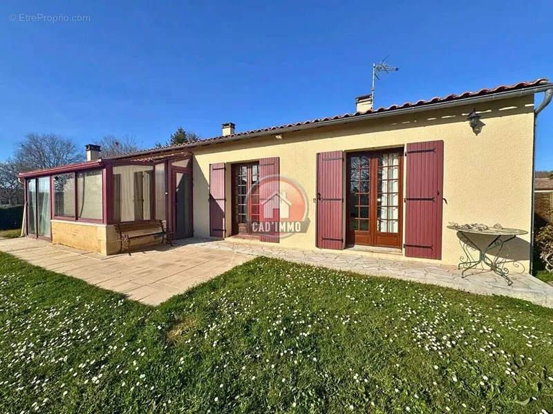 Photo Maison à Mouleydier au prix de 151 200€