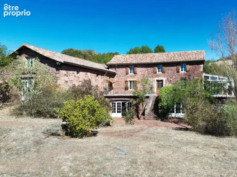 Photo Maison à Saint-Affrique au prix de 1 500 000€