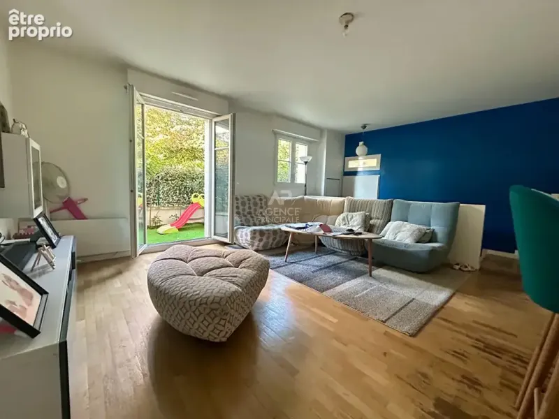 Photo Appartement à Poissy au prix de 339 000€