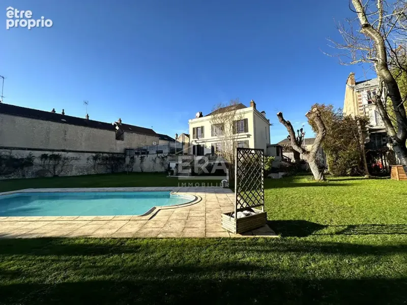 Photo Maison à Montereau-Fault-Yonne au prix de 577 500€
