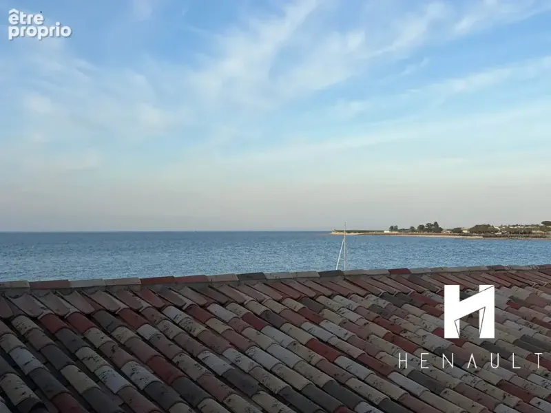 Photo Appartement à La Flotte au prix de 231 000€