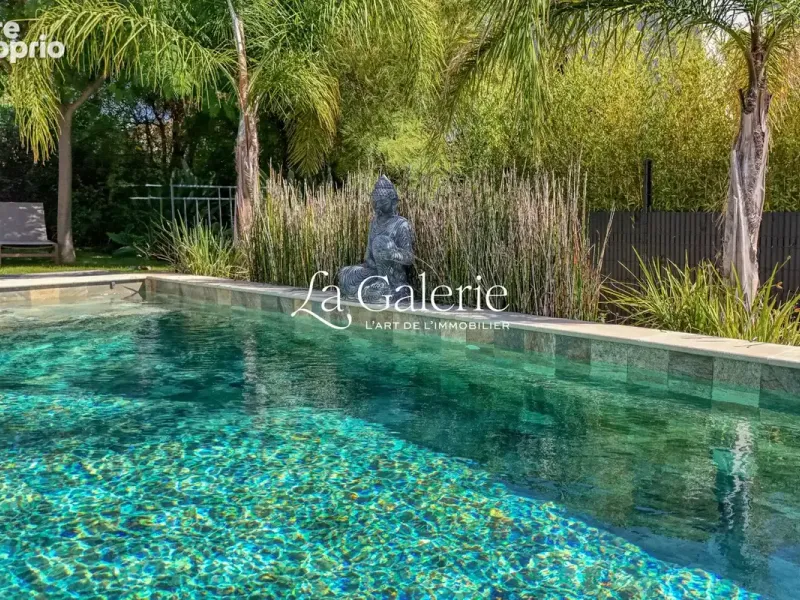 Photo Maison à Saint-Cyr-Sur-Mer au prix de 1 195 000€