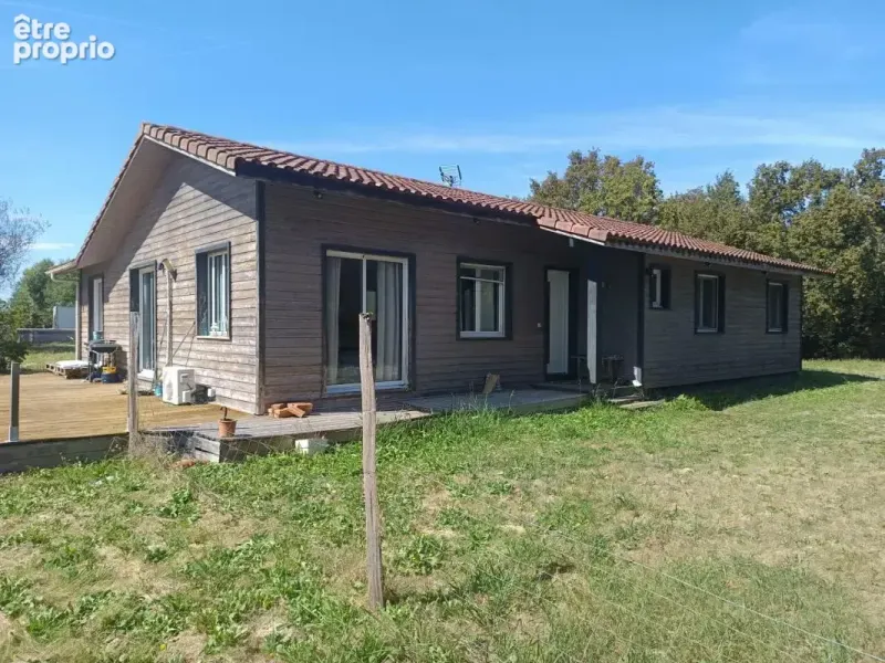 Photo Maison à Lannux au prix de 184 000€
