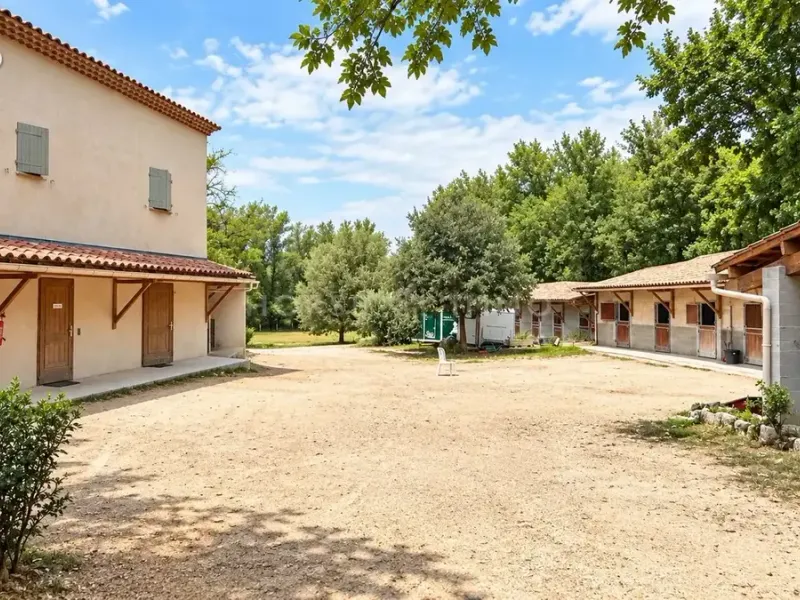 Photo Maison à Apt au prix de 940 000€