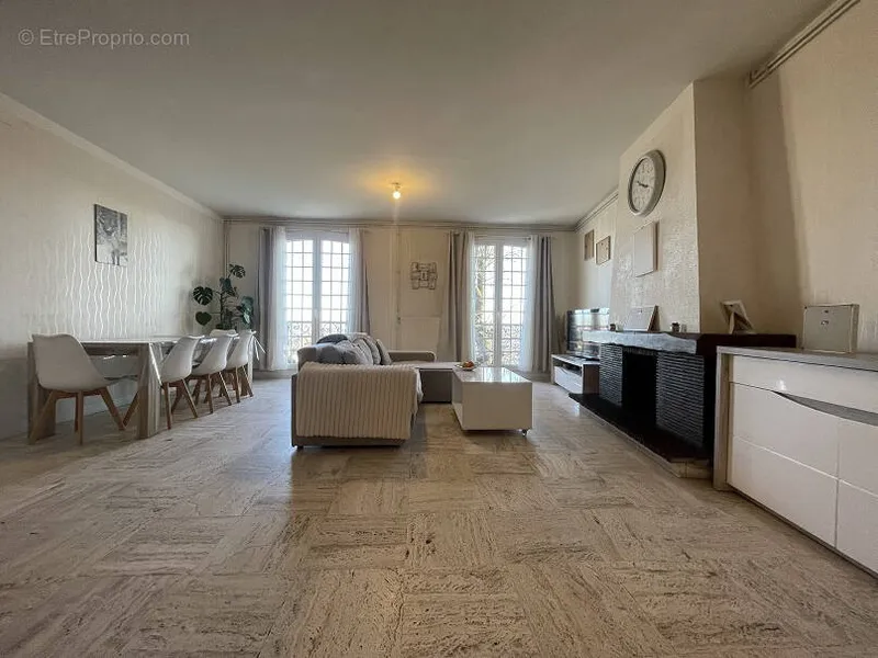 Photo Appartement à Dreux au prix de 148 000€