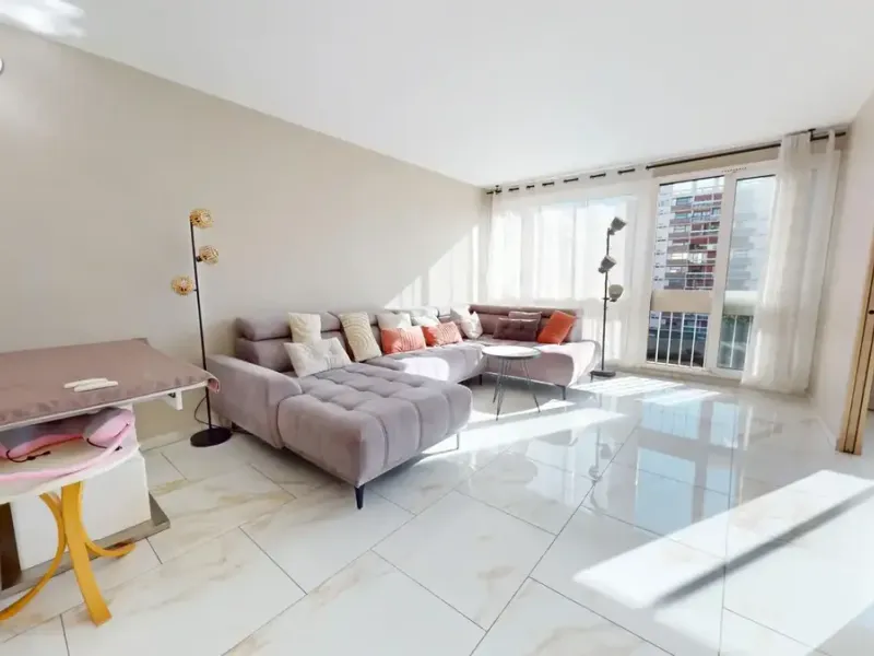 Photo Appartement à Aubervilliers au prix de 299 000€