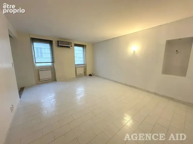 Photo Appartement à Aubagne au prix de 240 000€