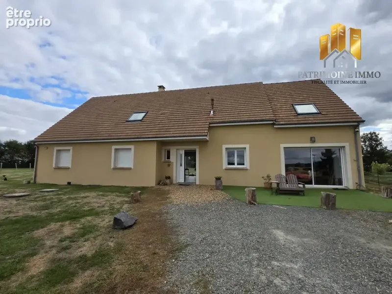 Photo Maison à Pruille-L'eguille au prix de 282 500€