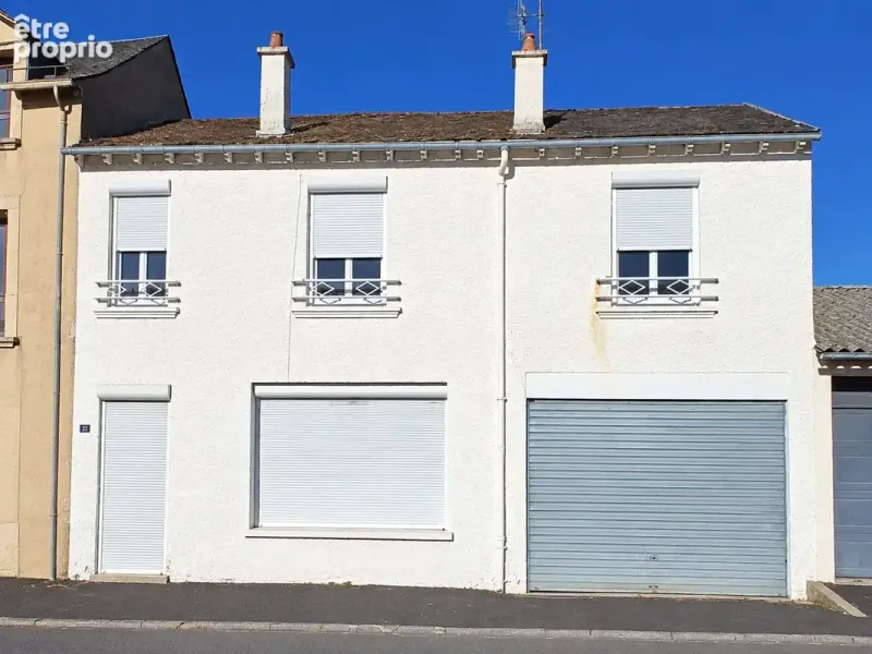 Photo Maison à Mauriac au prix de 92 000€