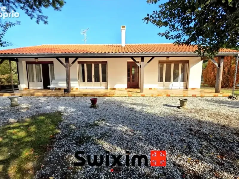 Photo Maison à Saint-Laurent-Medoc au prix de 265 000€