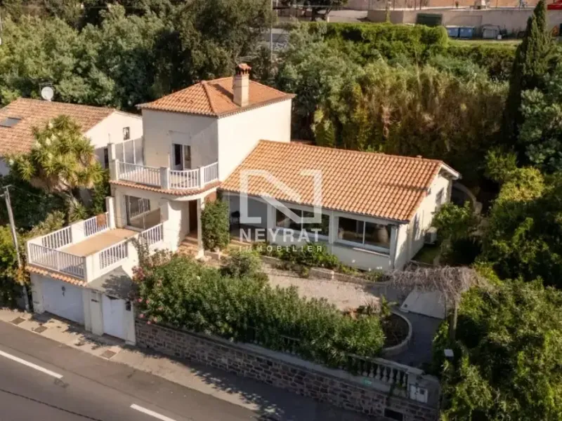 Photo Maison à Saint-Raphael au prix de 1 200 000€