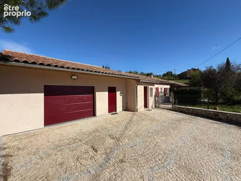 Photo Maison à Vinezac au prix de 420 000€