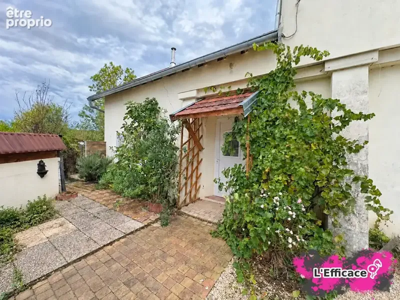 Photo Maison à Vy-Les-Lure au prix de 144 000€
