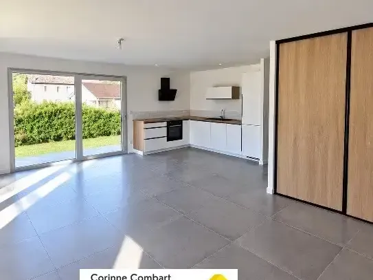 Photo Maison à Montgesoye au prix de 299 000€