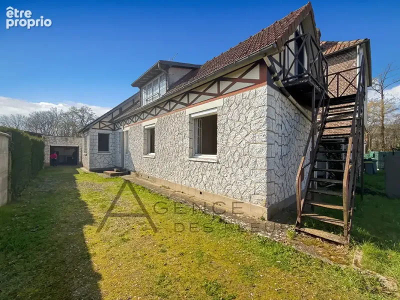 Photo Maison à Cleon au prix de 106 900€