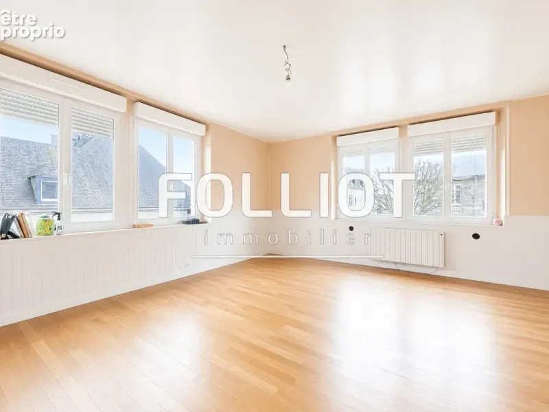 Photo Appartement à Saint-Hilaire-Du-Harcouet au prix de 74 900€