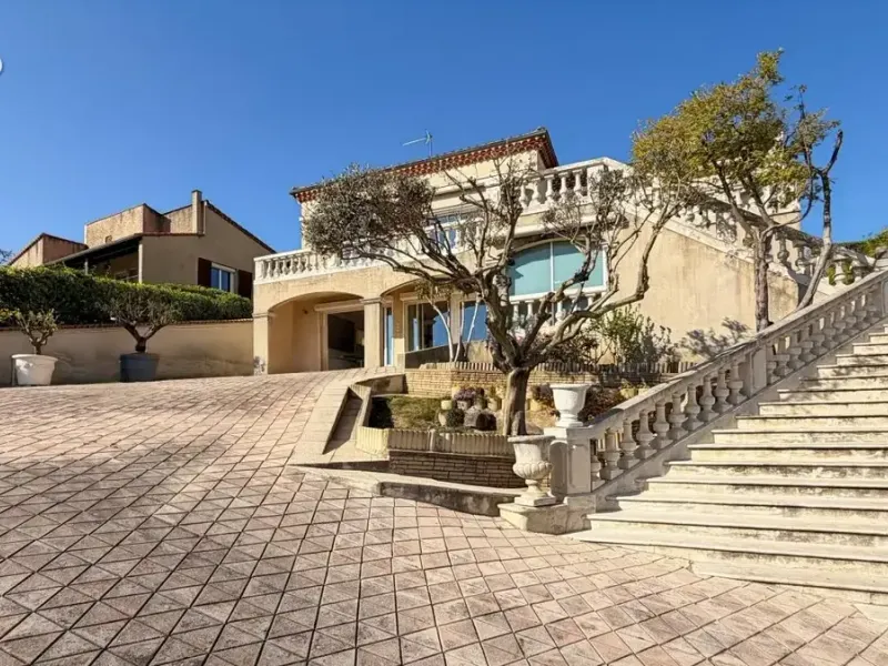 Photo Maison à Bourg-Les-Valence au prix de 397 000€