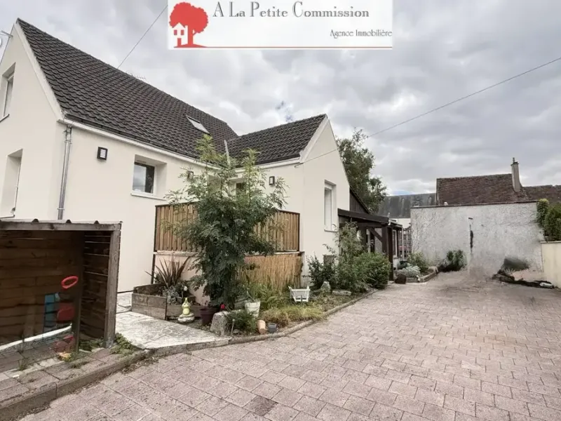 Photo Maison à Champhol au prix de 299 115€