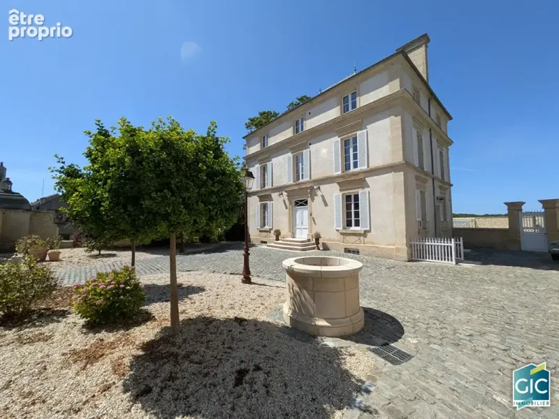Photo Maison à Creully au prix de 985 000€