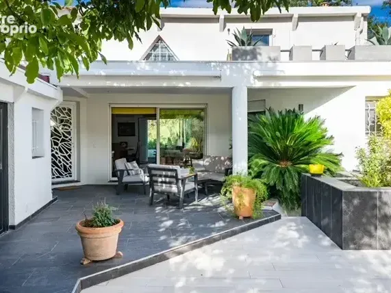 Photo Maison à Aubagne au prix de 698 000€