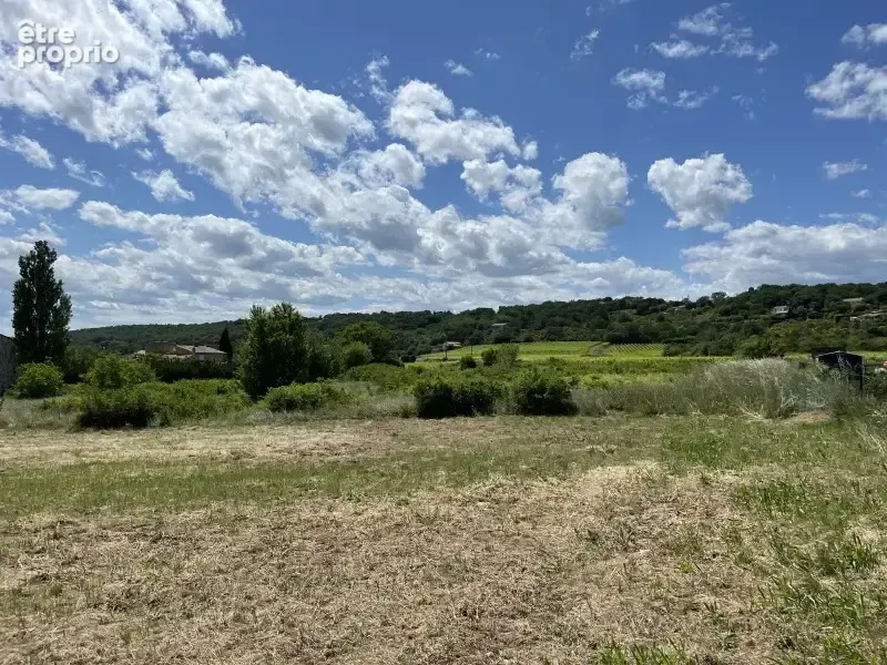 Photo Terrain à Saint-Marcel-D'ardeche au prix de 99 000€