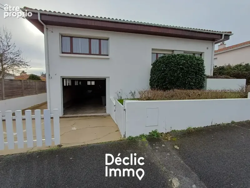 Photo Maison à La Roche-Sur-Yon au prix de 221 000€