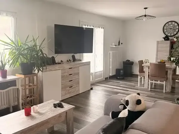 Photo Appartement à Cranves-Sales au prix de 375 000€