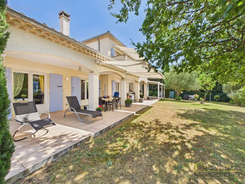 Photo Maison à Grignan au prix de 545 000€