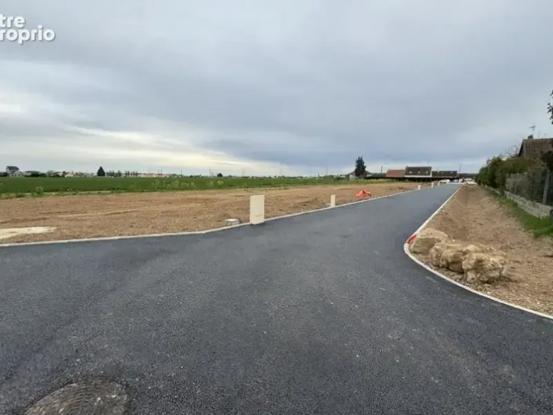 Photo Terrain à Maintenon au prix de 69 500€