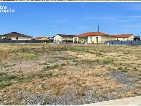 Photo Terrain à Avermes au prix de 45 000€