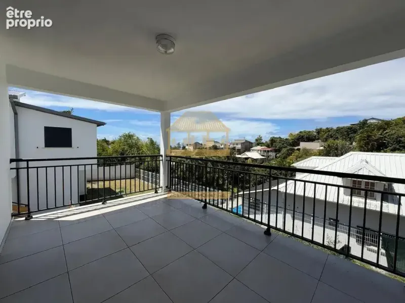 Photo Maison à Sainte-Marie au prix de 244 000€